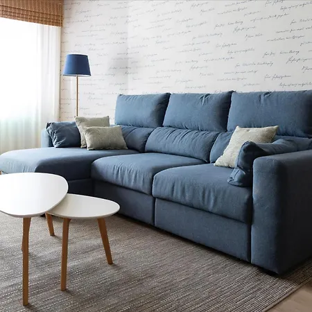 Adeinés Viviendas Uso Turístico Medio A Estrada