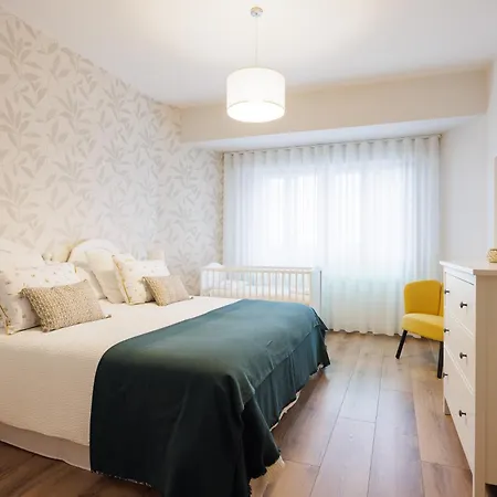 Adeines Viviendas Uso Turistico Medio