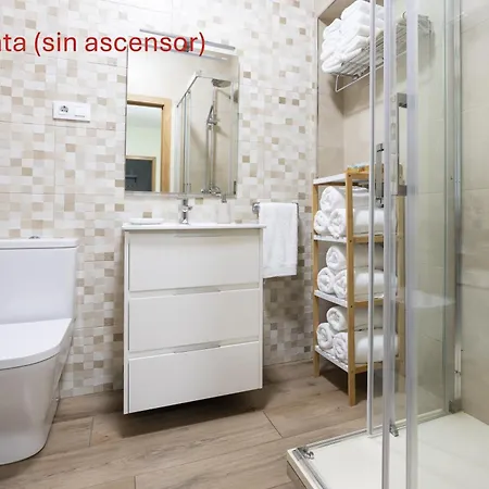 Adeines Viviendas Uso Turistico Medio *