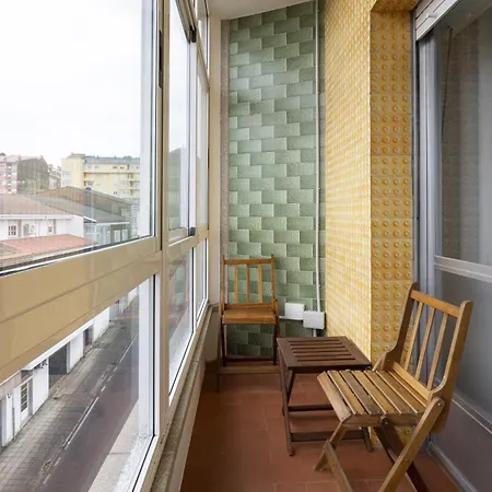 Adeinés Viviendas Uso Turístico Medio Appartement A Estrada