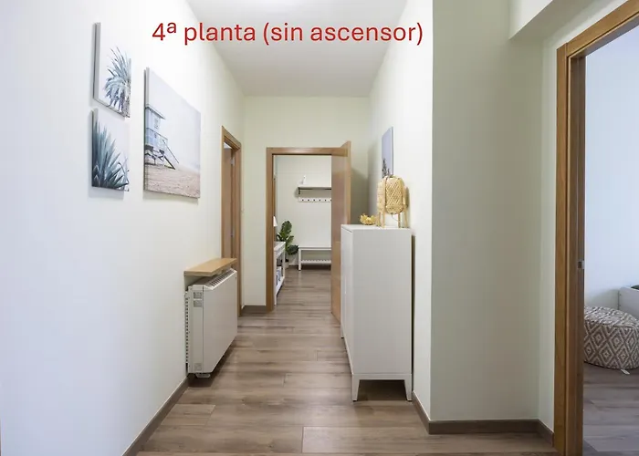 Adeines Viviendas Uso Turistico Medio * A Estrada